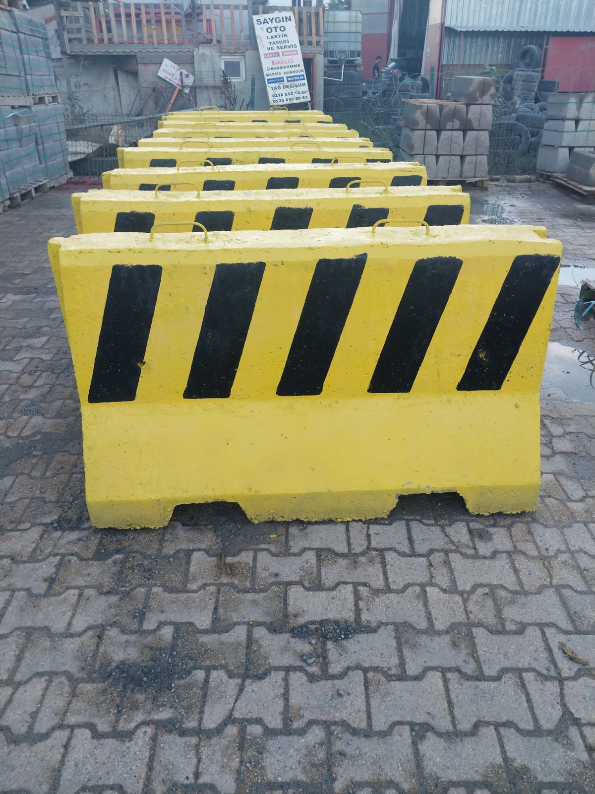 BETON BARİYER 200CM